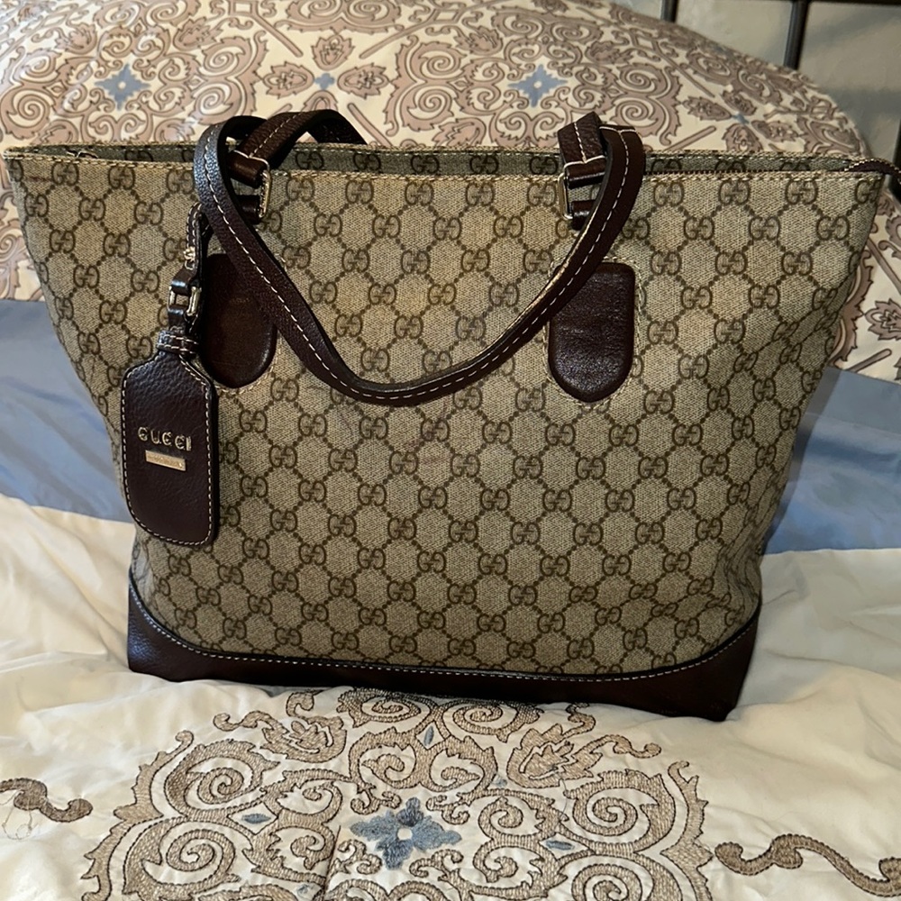 GUCCI tote PVC leather size medium tan and dark brown VGUC